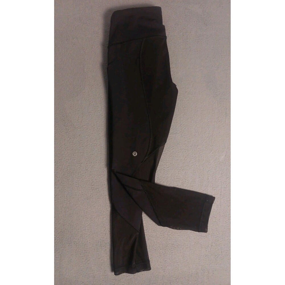 Lululemon Womens Black Running Leggings Size 4 Pockets Mesh Panels EUC
